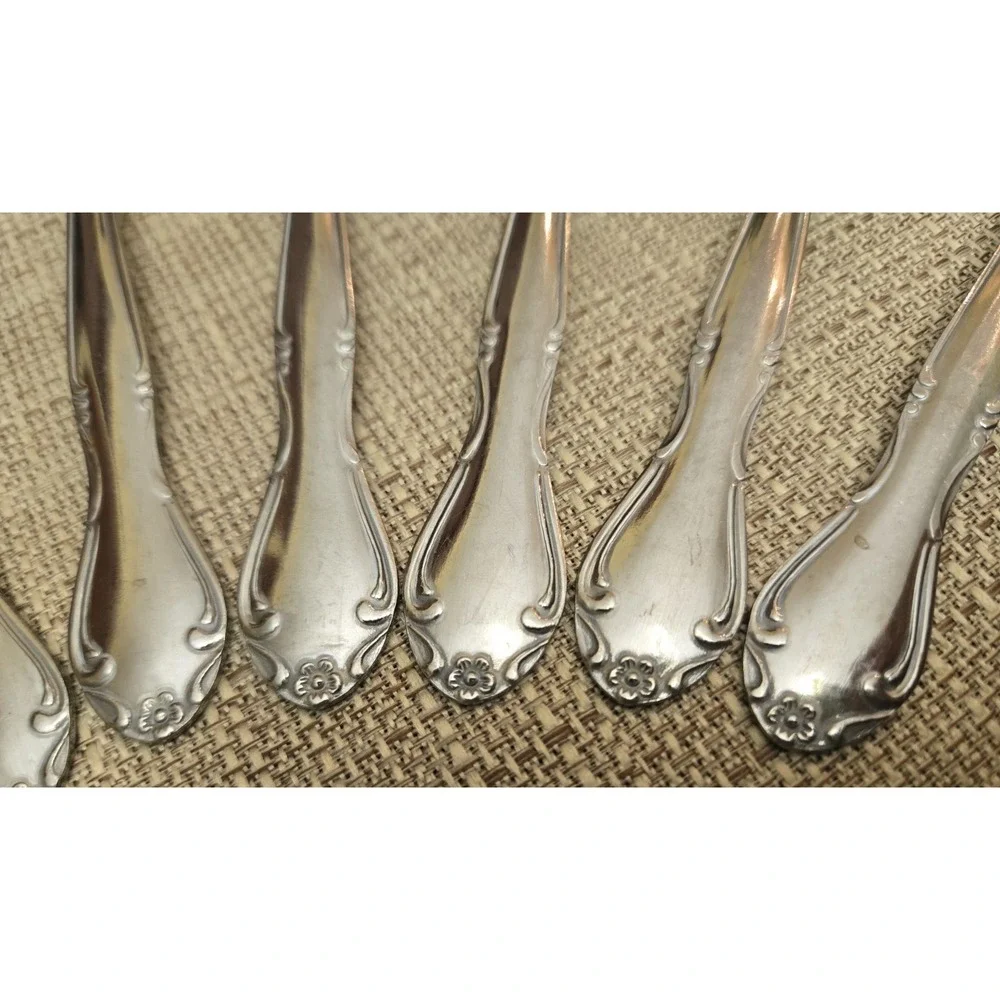 Oneida MELINDA Stainless, Flower Tip, Glossy - Lot Of 11 Sugar/ Cream Soup Spoon